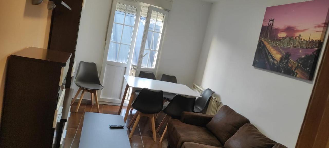 Tin Apt Lägenhet Lugo Exteriör bild